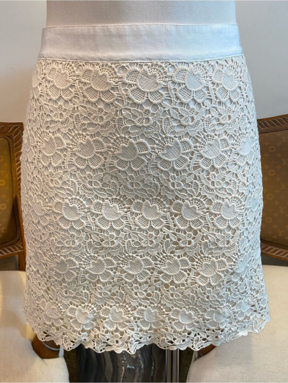 LOFT White Lace Crochet Micro Mini Skirt, Size 2 25" Waist 100% Cotton
